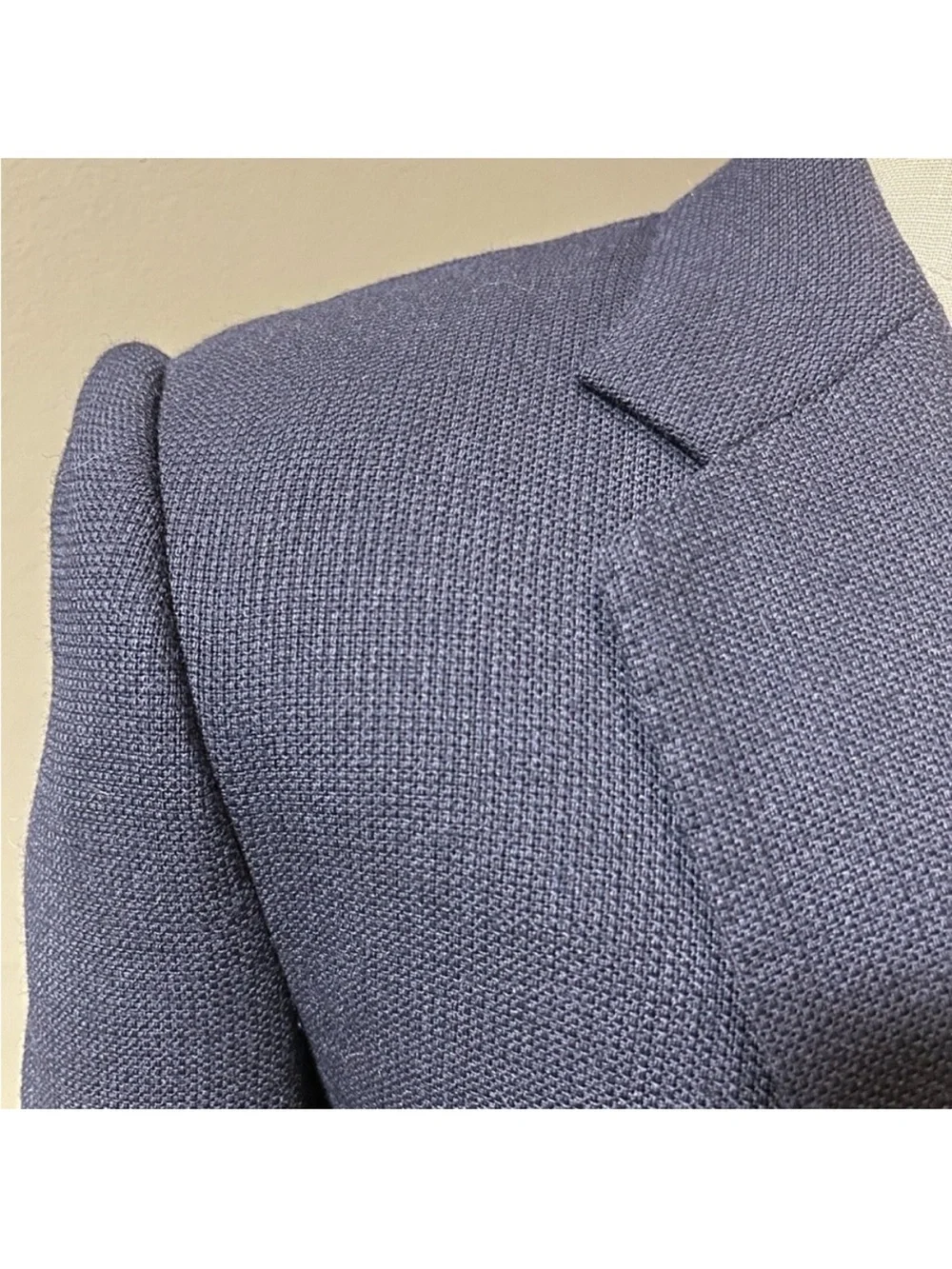 Huntsman Savile Row Bespoke Navy Blazer | 38R | 1-Button | Handcrafted Luxury - Picture 2 of 11